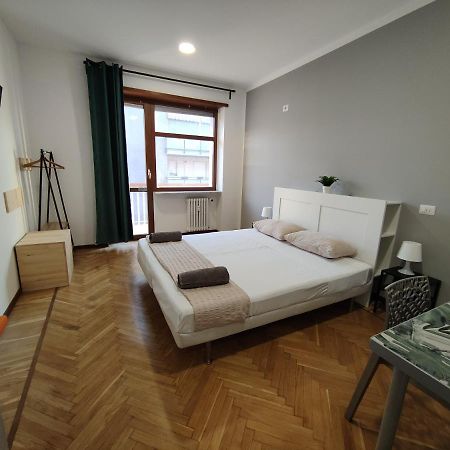 Affittacamere - Santa Rita Rooms Турин Екстер'єр фото